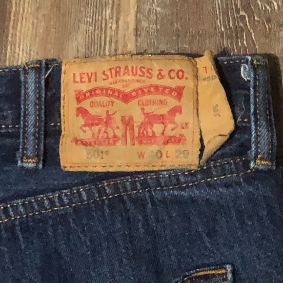 Levi's 501 Jeans Men's 40x29 Button Fly Dark Wash Relaxed Straight Leg Baggy - Picture 6 of 7